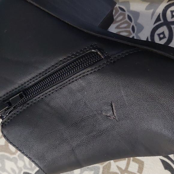 SODA Zip Booties - Picture 3 of 8